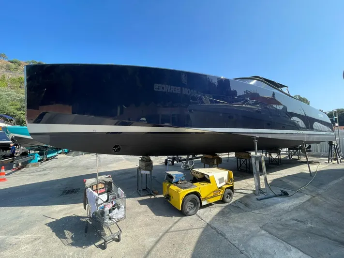 Dolce Italia Yacht Photos Pics 