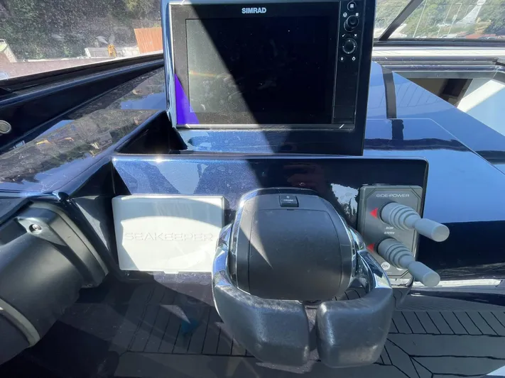 Dolce Italia Yacht Photos Pics 