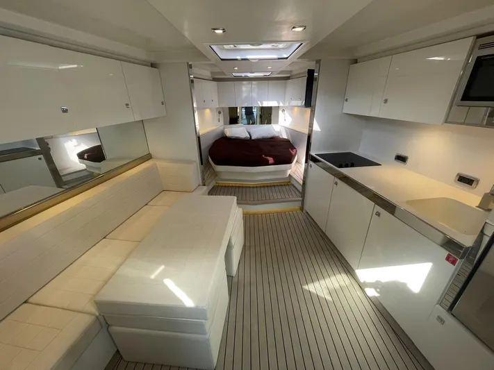 Dolce Italia Yacht Photos Pics 