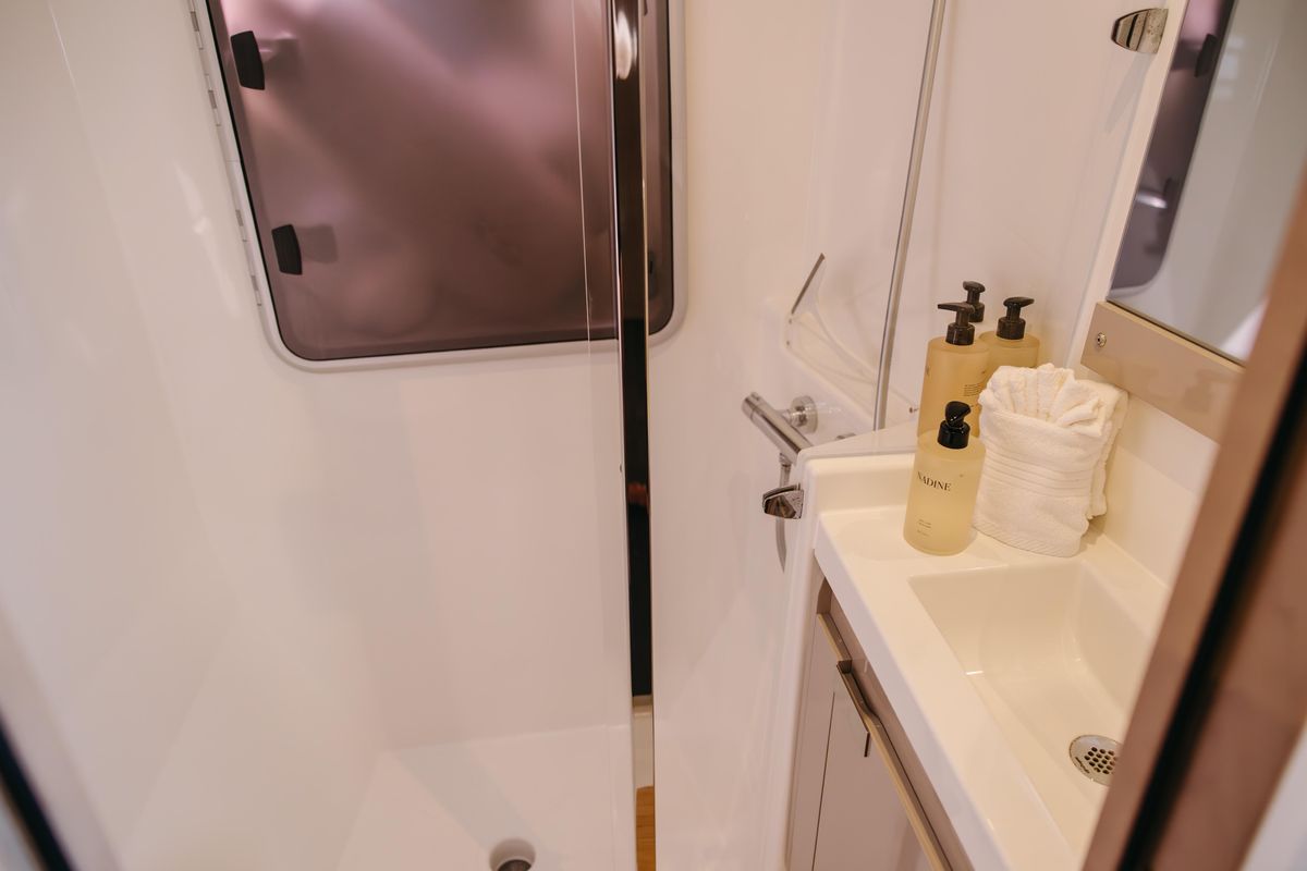 2022 Fountaine Pajot 51 