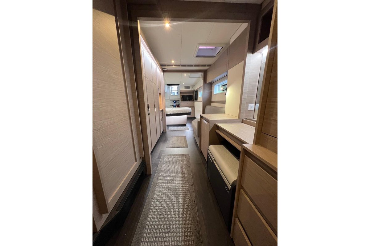 2022 Fountaine Pajot 51 