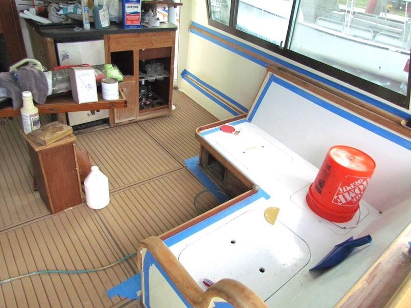 1982 Hatteras LRC Long Range Cruiser