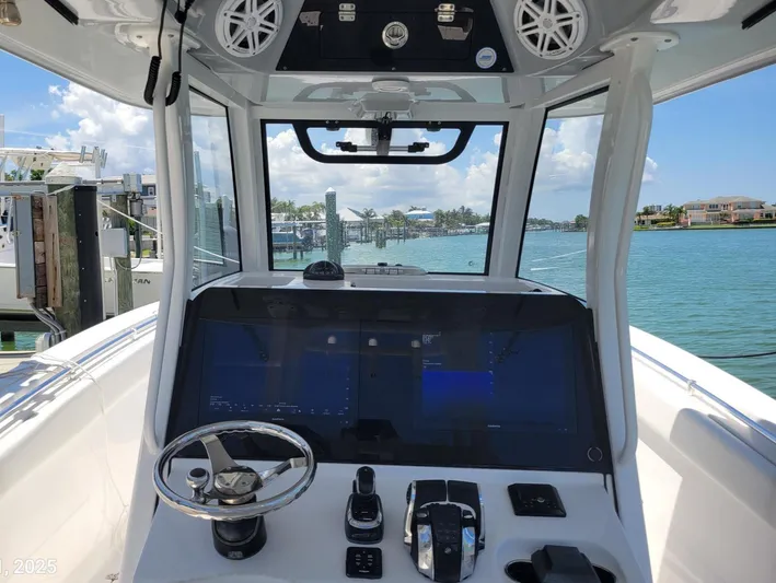  Yacht Photos Pics 2021 Sportsman Open 322 Center Console