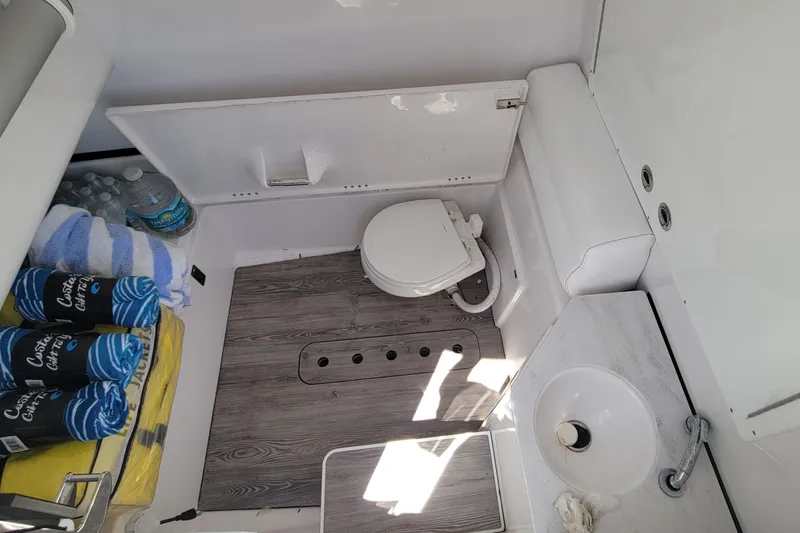  Yacht Photos Pics 2021 Sportsman Open 322 Center Console