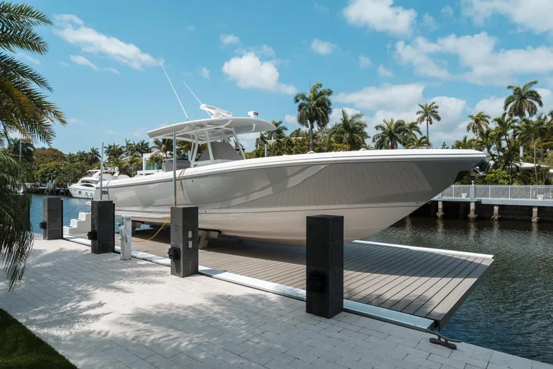 Ea3 Yacht Photos Pics 