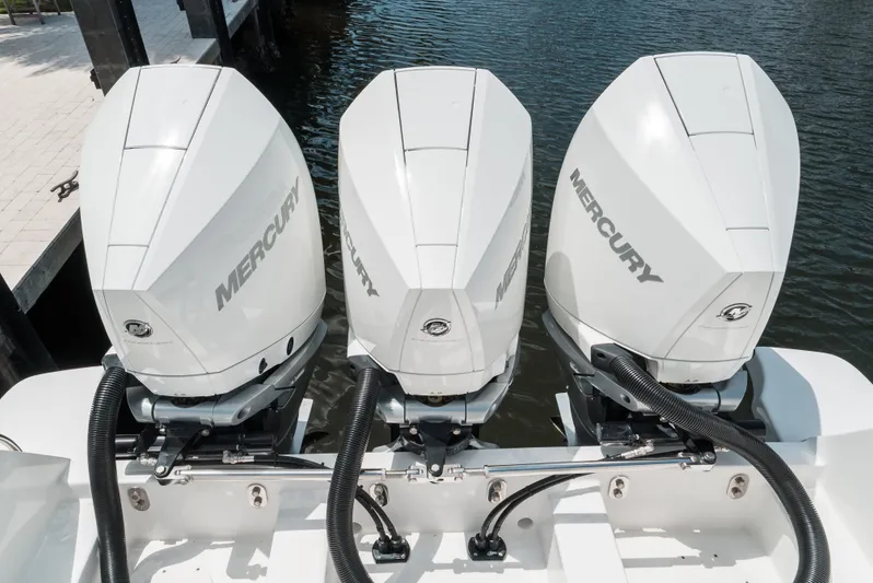 Ea3 Yacht Photos Pics 