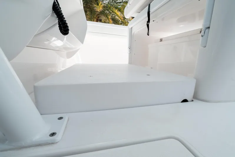 Ea3 Yacht Photos Pics 