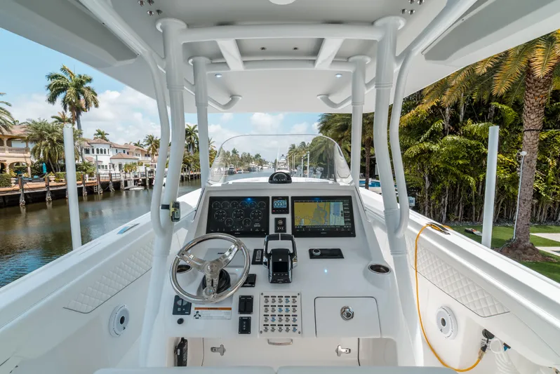 Ea3 Yacht Photos Pics 