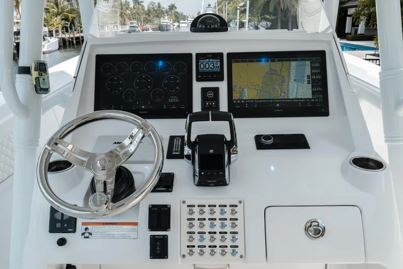 Ea3 Yacht Photos Pics 