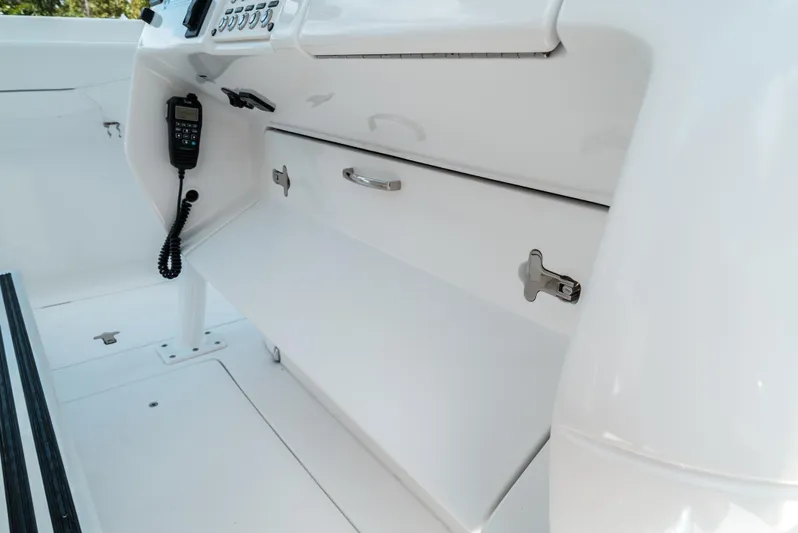 Ea3 Yacht Photos Pics 