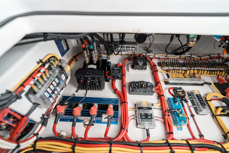 Ea3 Yacht Photos Pics 