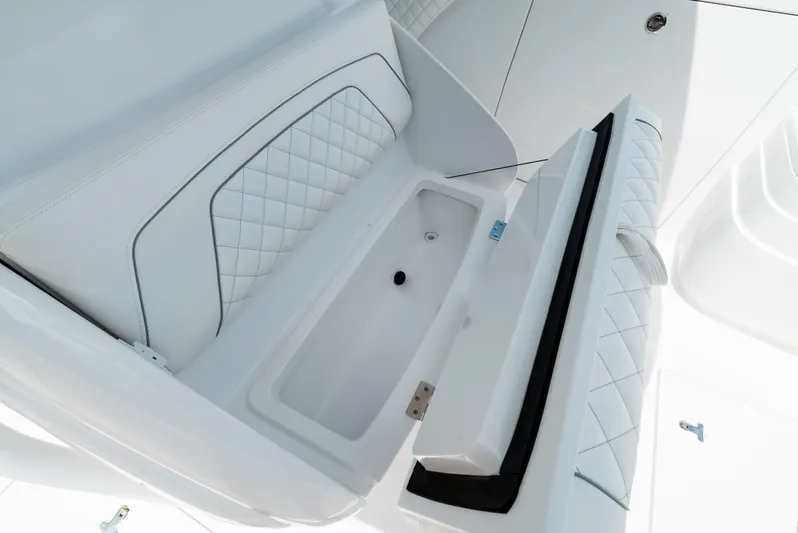 Ea3 Yacht Photos Pics 