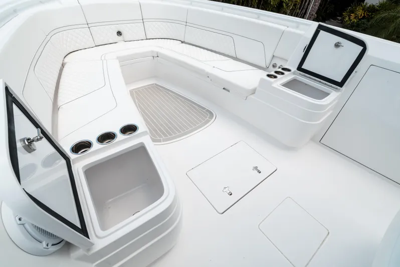 Ea3 Yacht Photos Pics 