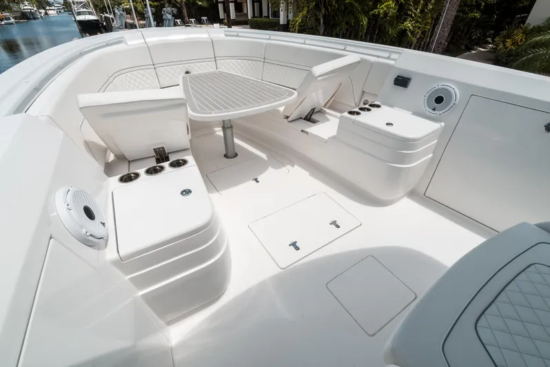 Ea3 Yacht Photos Pics 