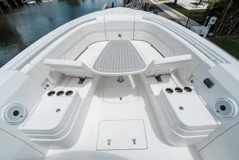 Ea3 Yacht Photos Pics 