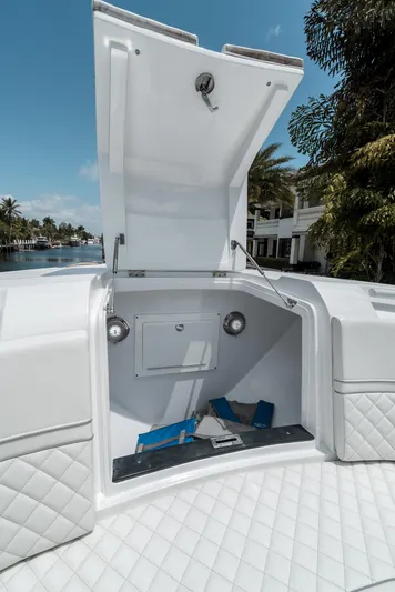 Ea3 Yacht Photos Pics 