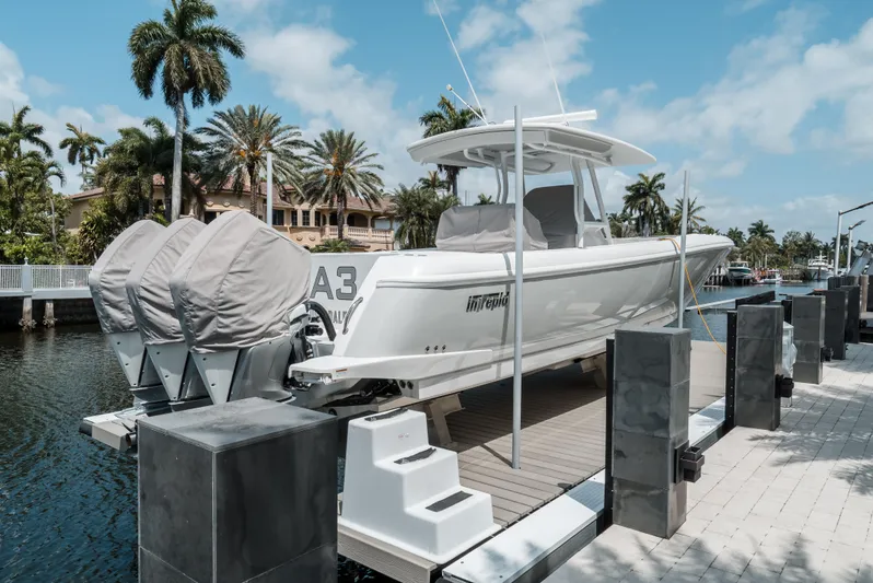 Ea3 Yacht Photos Pics 