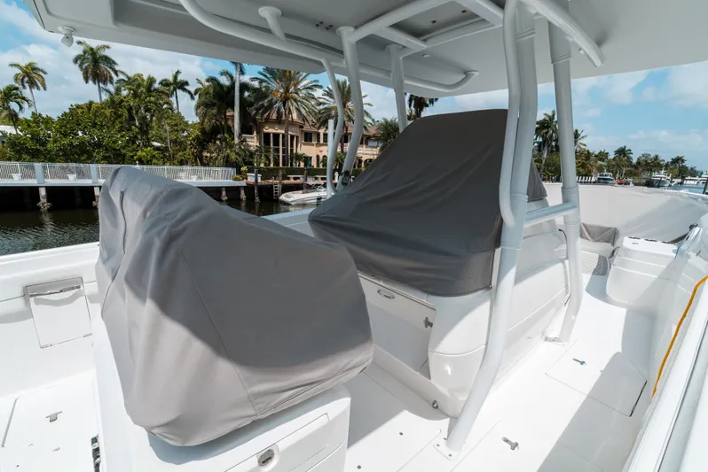 Ea3 Yacht Photos Pics 