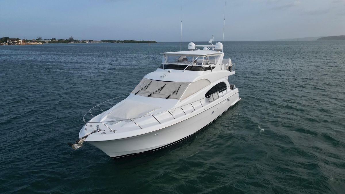 2006 Hatteras 64 