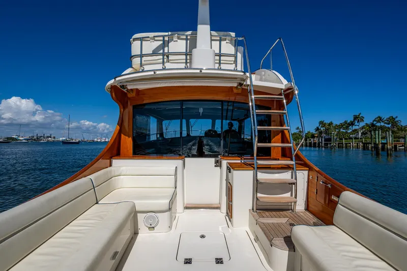 Twelve Bar Blues Yacht Photos Pics 2019 Hinckley Talaria 43 Flybridge yacht with spacious deck and elegant seating.