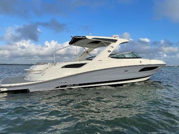 Sea Ray 350 SLX