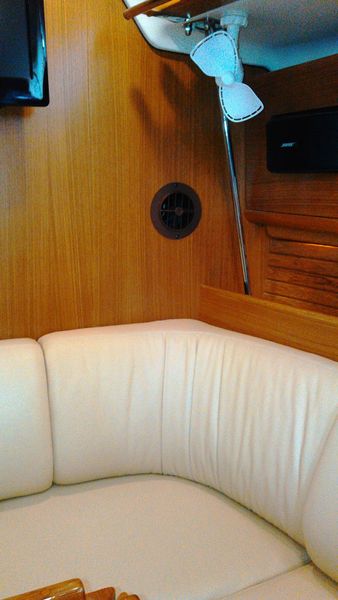 2012 Catalina 355