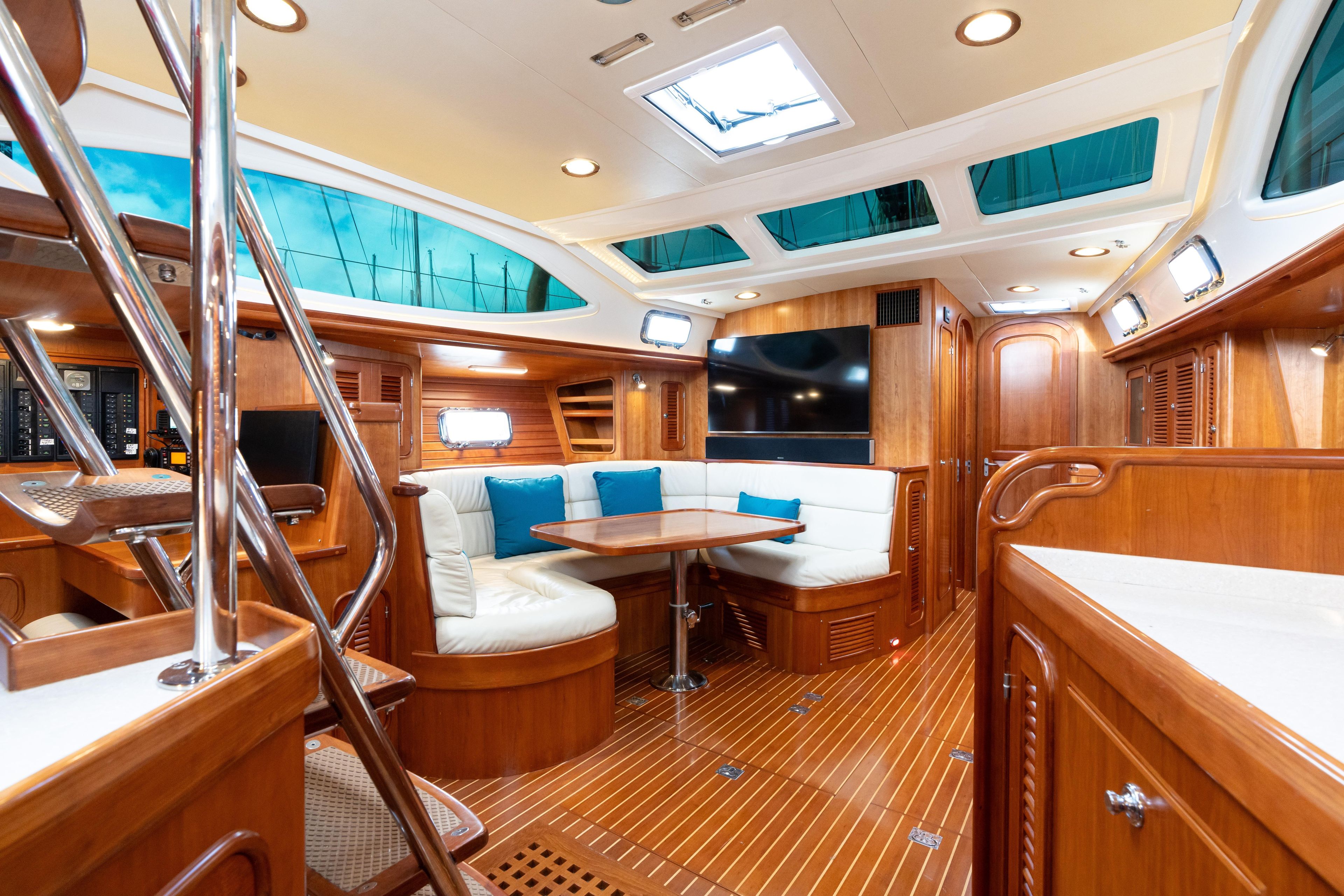 Yacht