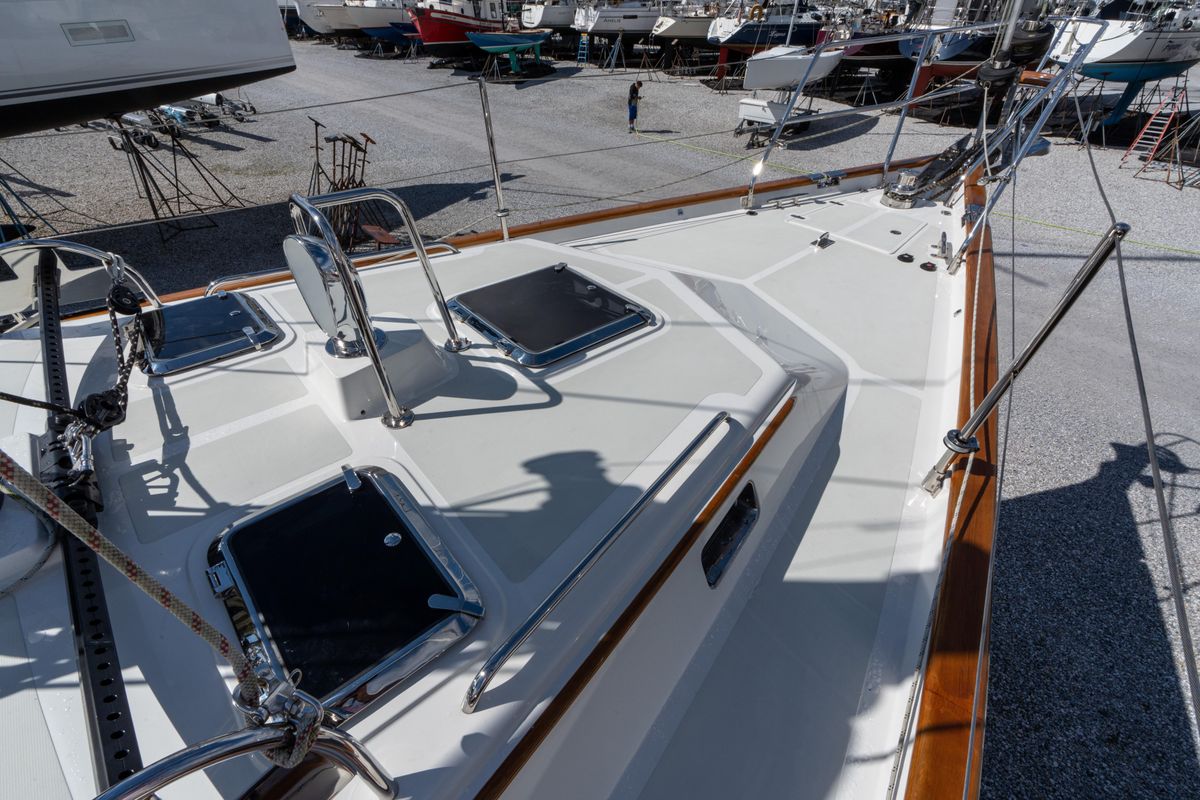2018 Passport 54 
