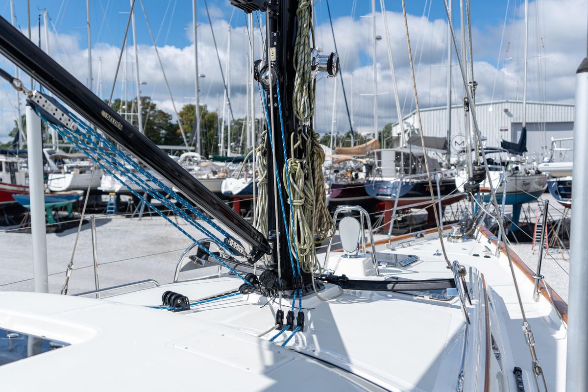 2018 Passport 54 