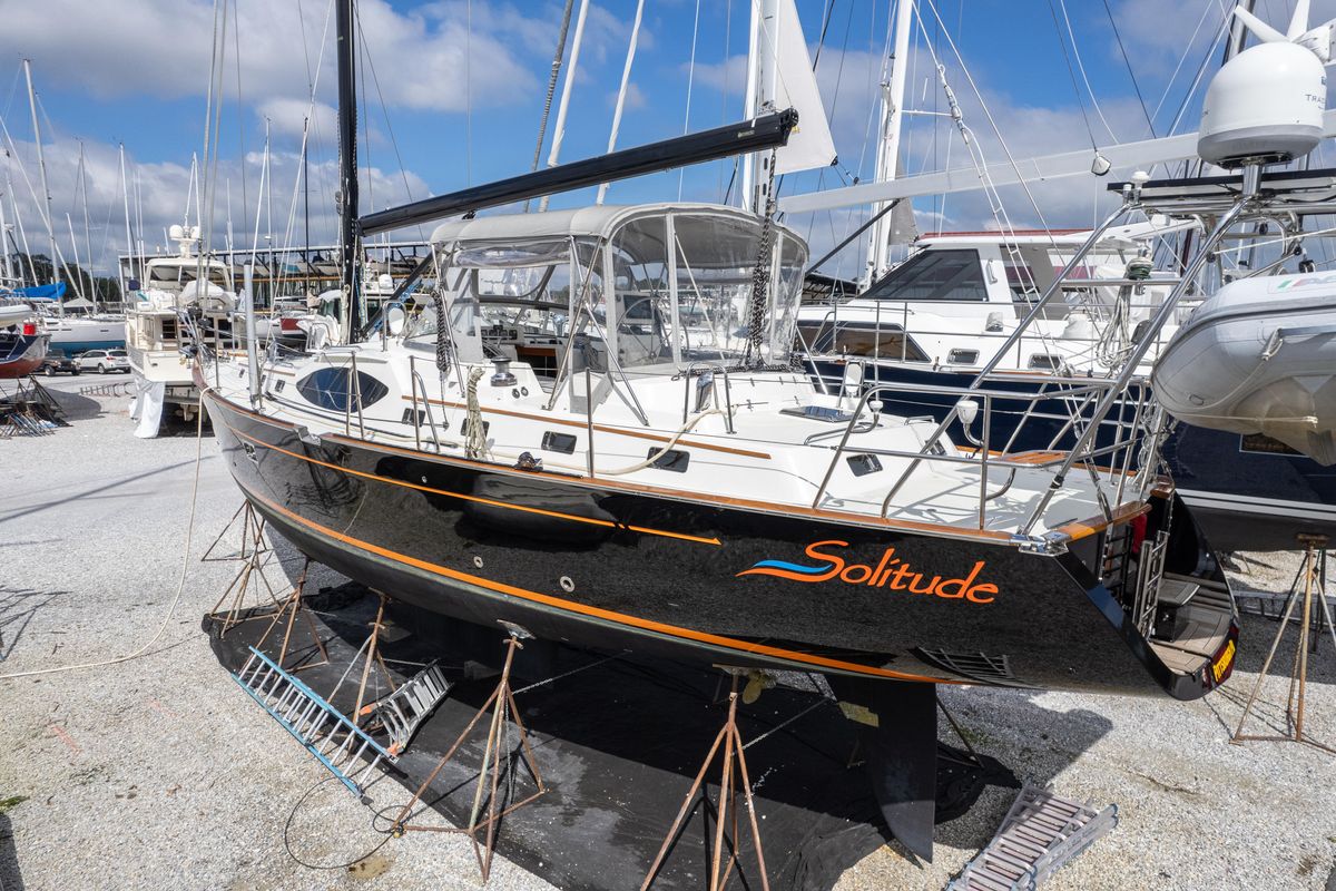 2018 Passport 54 