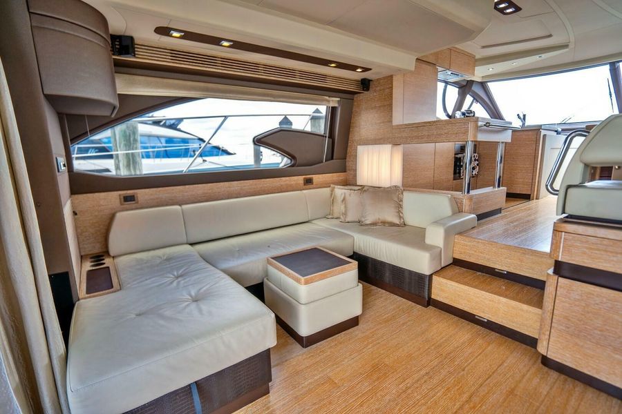 2015 Azimut 54