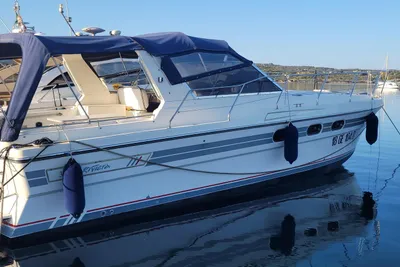 1990 Marine Projects Princess Riviera 36