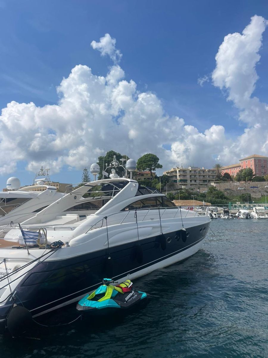 2004 Princess 65 