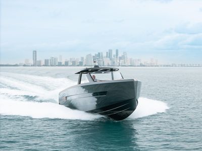Yacht