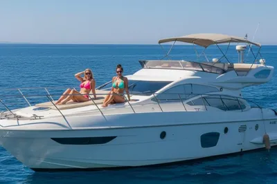 2007 Azimut 47