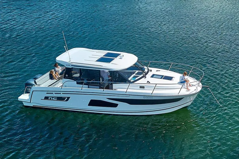  Yacht Photos Pics Manufacturer Provided Image