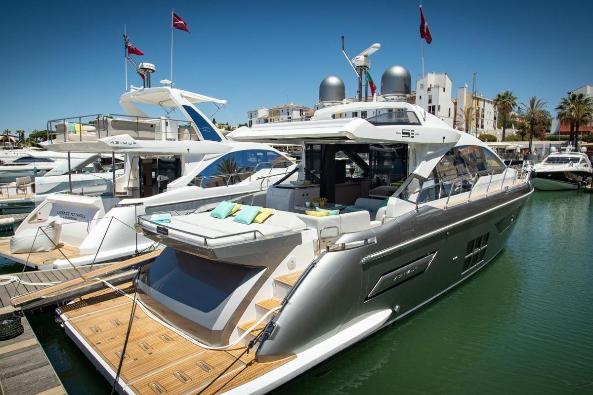 2022 Azimut 59 