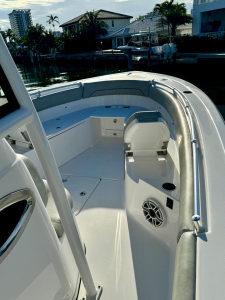 2020 Sportsman Open 282 Center Console