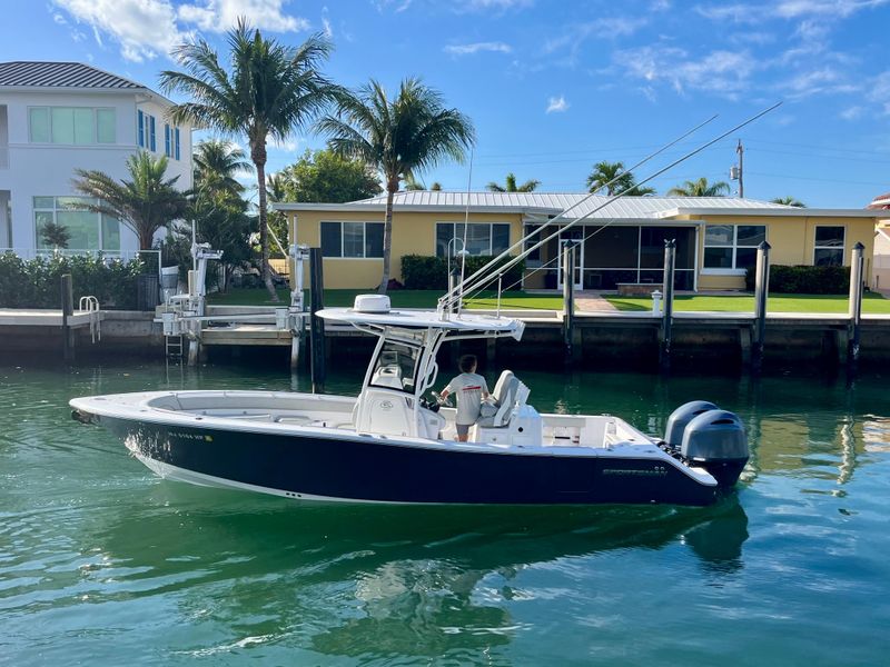 2020 Sportsman Open 282 Center Console