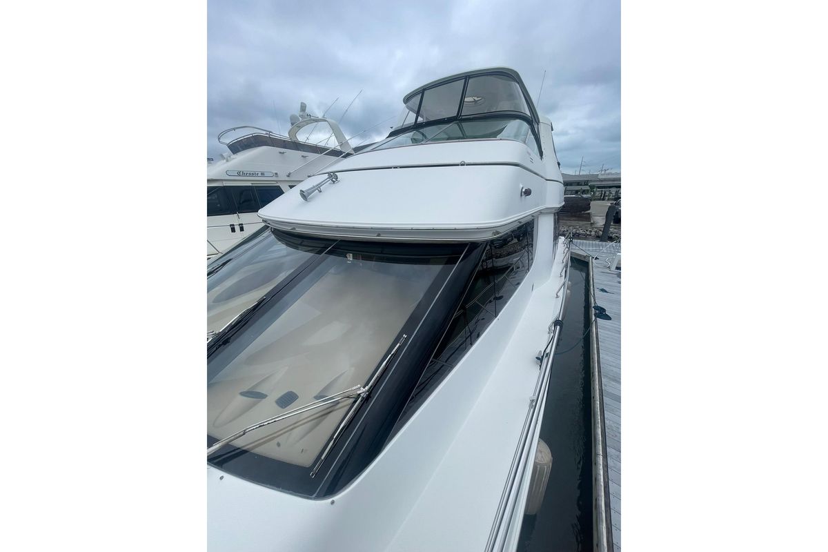2004 Carver 57 