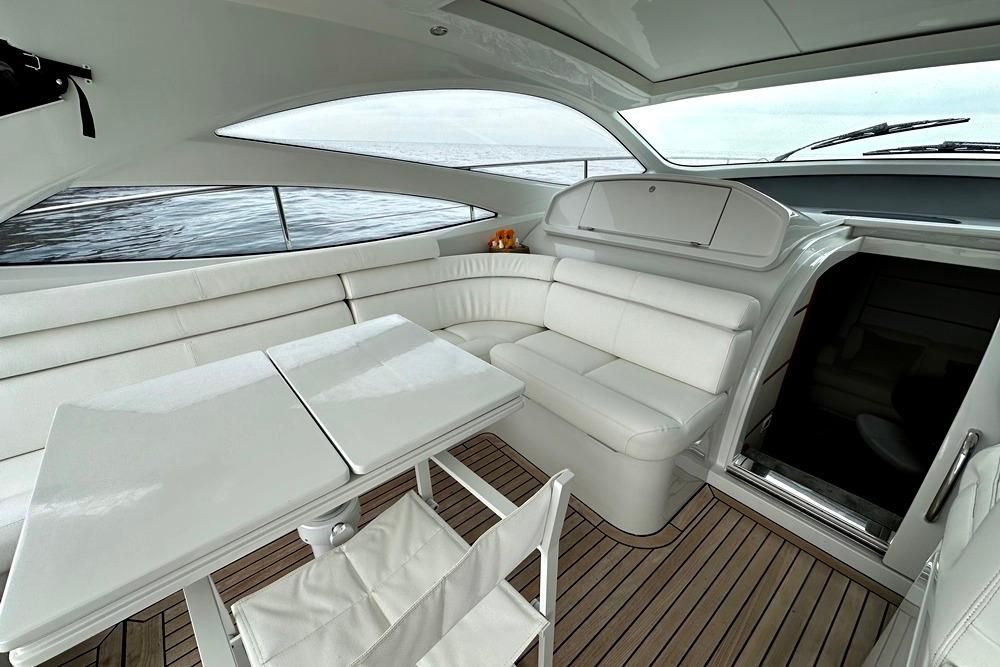2007 Pershing 49 