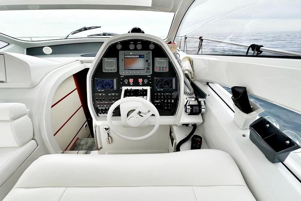2007 Pershing 49 