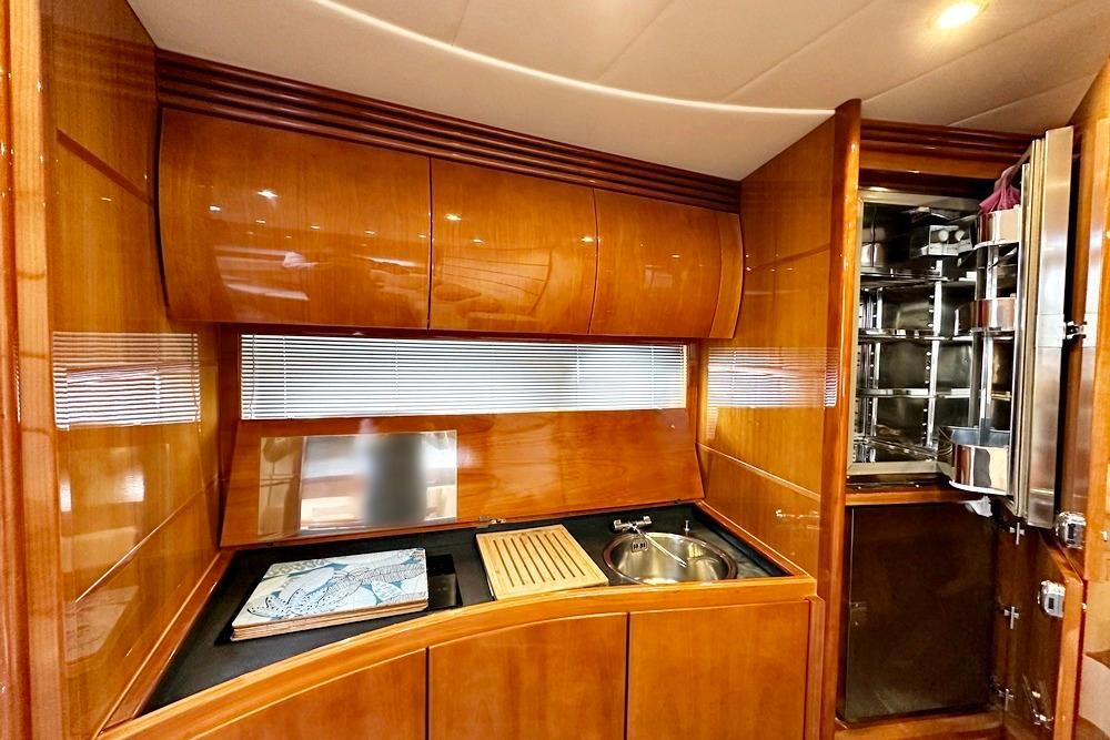 2007 Pershing 49 