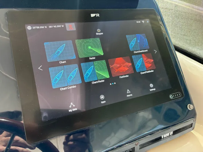 Cruise Prop Too Yacht Photos Pics Navigation display on 2010 Tiara Yachts 3900 Sovran, showing charts and radar.