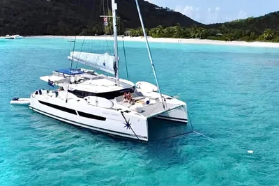 Fountaine Pajot Aura 51