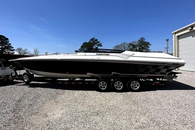 Fountain 38 Lightning