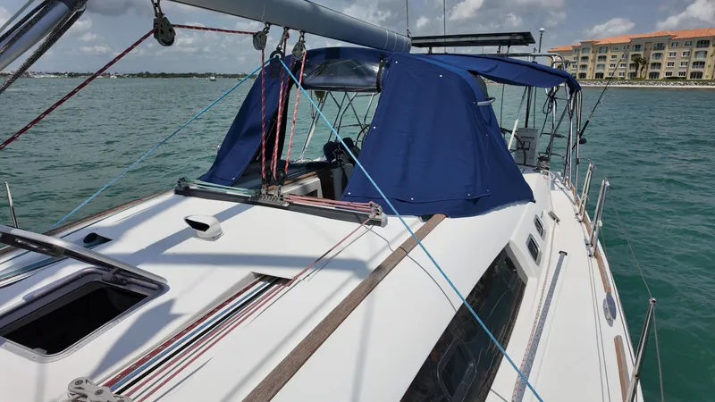 Beluga Yacht Photos Pics 