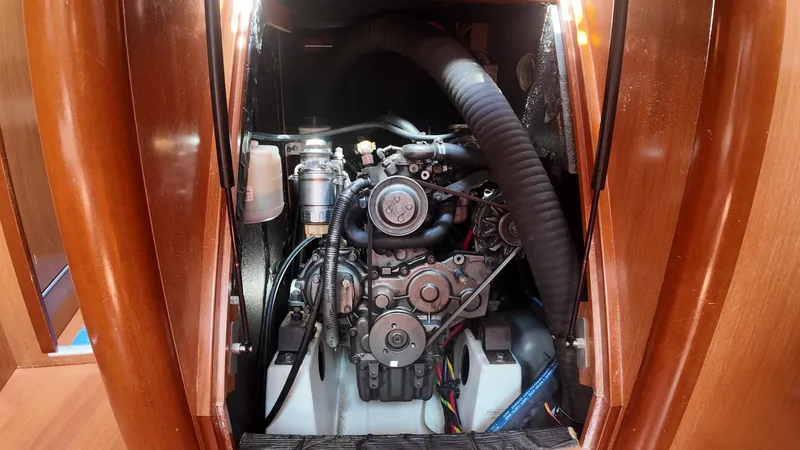 Beluga Yacht Photos Pics 