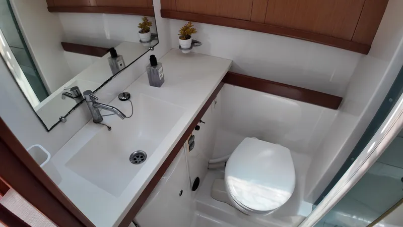 Beluga Yacht Photos Pics 