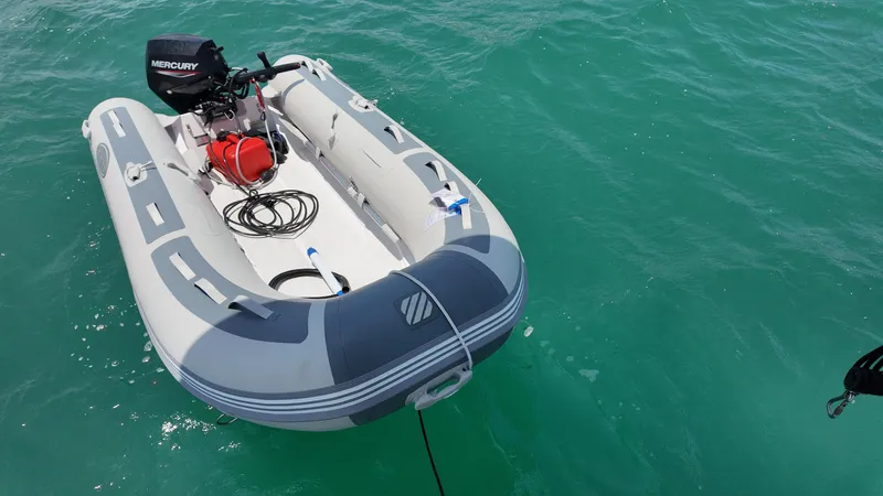 Beluga Yacht Photos Pics 